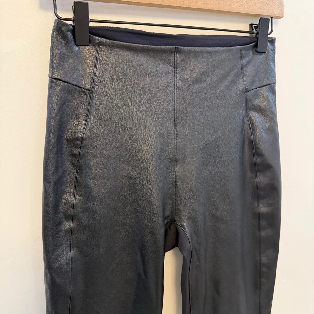 HONEYLOVE black faux just like leather legging